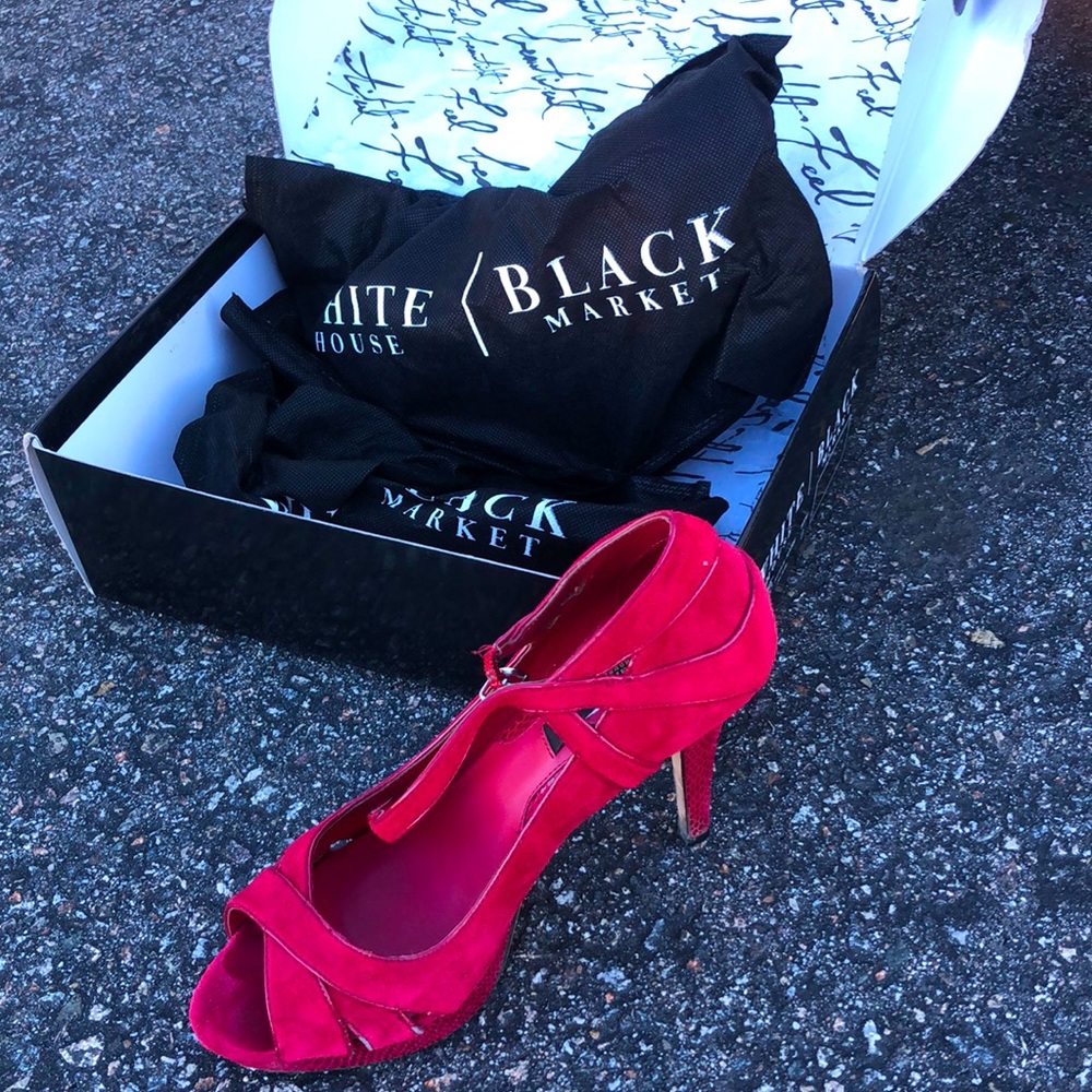 White House Black Market high heel shoes